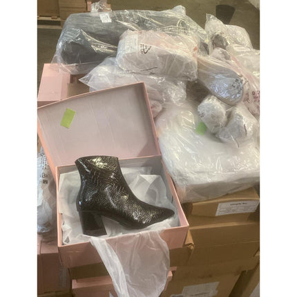 100x Pallet of Mixed Ladies Shoes *Mixed Styles*